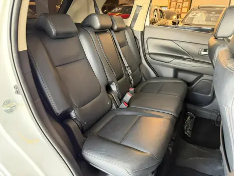MITSUBISHI Outlander 2.0 16V 4P AUTOM�TICO, Foto 14