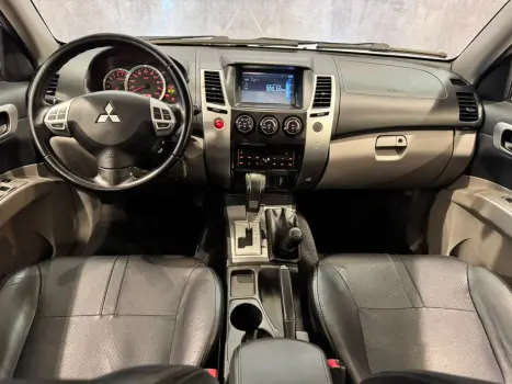 MITSUBISHI Pajero Dakar 3.5 V6 24V 4P HPE FLEX 4X4 7 LUGARES AUTOM�TICO, Foto 11