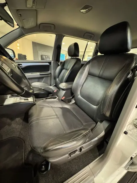 MITSUBISHI Pajero Dakar 3.5 V6 24V 4P HPE FLEX 4X4 7 LUGARES AUTOM�TICO, Foto 14