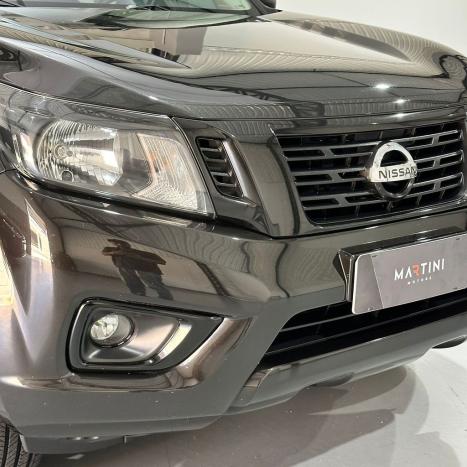 NISSAN Frontier 2.3 ATTACK CABINE DUPLA 4X4 BI-TURBO DIESEL AUTOM�TICO, Foto 8