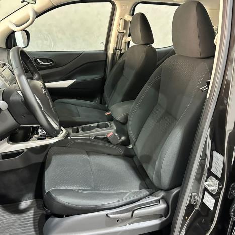 NISSAN Frontier 2.3 ATTACK CABINE DUPLA 4X4 BI-TURBO DIESEL AUTOM�TICO, Foto 24
