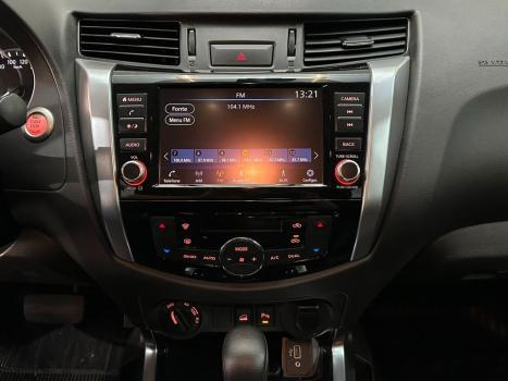 NISSAN Frontier 2.3 16V XE 4X4 CABINE DUPLA BI-TURBO DIESEL AUTOM�TICO, Foto 12