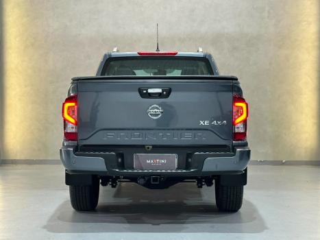 NISSAN Frontier 2.3 16V XE 4X4 CABINE DUPLA BI-TURBO DIESEL AUTOM�TICO, Foto 18