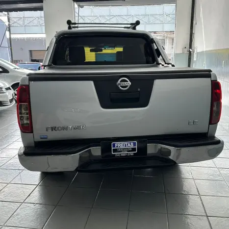 NISSAN Frontier 2.5 4X4 LE CABINE DUPLA TURBO DIESEL AUTOM�TICO, Foto 5