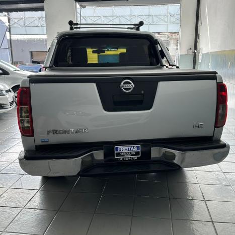 NISSAN Frontier 2.5 4X4 LE CABINE DUPLA TURBO DIESEL AUTOM�TICO, Foto 5
