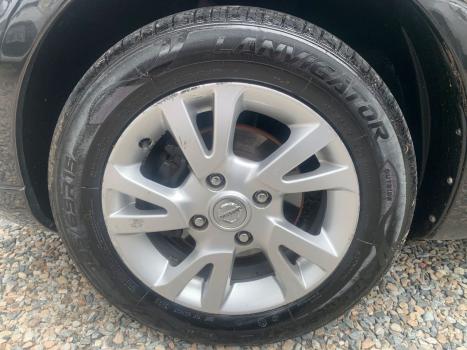 NISSAN Grand Livina 1.8 16V 4P SL FLEX AUTOMTICO, Foto 13