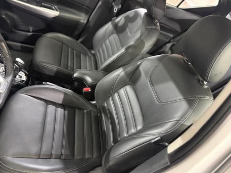 NISSAN Kicks 1.6 16V 4P FLEXSTART ADVANCE XTRONIC AUTOMÁTICO CVT, Foto 13 NISSAN Kicks 1.6 16V 4P FLEXSTART ADVANCE XTRONIC AUTOMÁTICO CVT, Foto 13