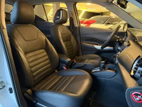 NISSAN Kicks 1.6 16V 4P FLEXSTART EXCLUSIVE XTRONIC AUTOM�TICO CVT, Foto 20