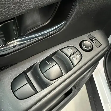 NISSAN Kicks 1.6 16V 4P FLEXSTART SENSE, Foto 17