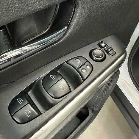 NISSAN Kicks 1.6 16V 4P FLEXSTART EXCLUSIVE XTRONIC AUTOMÁTICO CVT, Foto 19