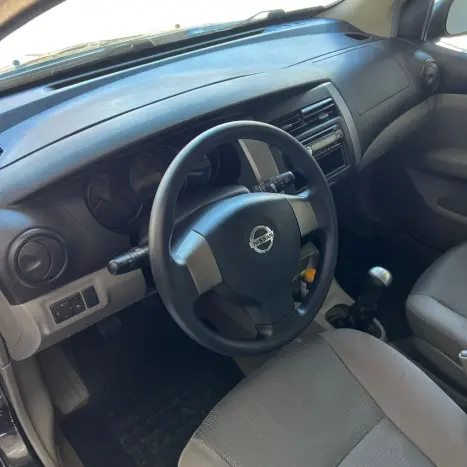 NISSAN Livina 1.6 16V 4P FLEX, Foto 4