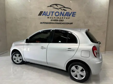 NISSAN March 1.0 12V 4P S FLEX, Foto 4