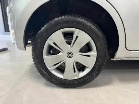 NISSAN March 1.0 12V 4P S FLEX, Foto 9