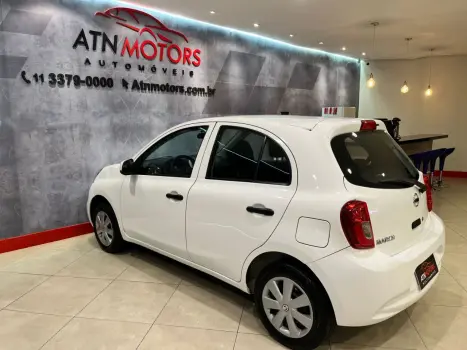 NISSAN March 1.0 16V 4P FLEX, Foto 6