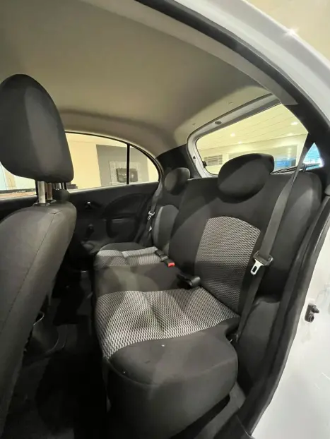 NISSAN March 1.0 16V 4P FLEX, Foto 12