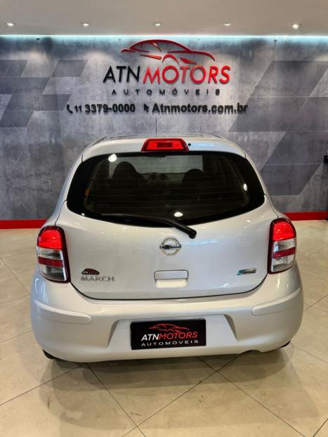 NISSAN March 1.0 16V 4P S FLEX, Foto 8