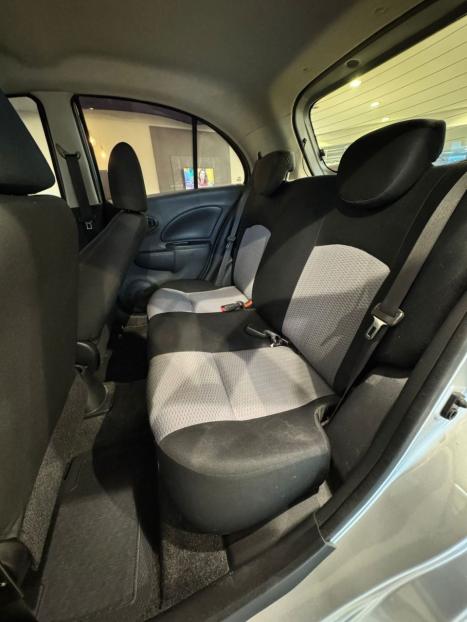 NISSAN March 1.0 16V 4P S FLEX, Foto 15