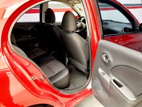 NISSAN March 1.0 16V 4P S FLEX, Foto 16