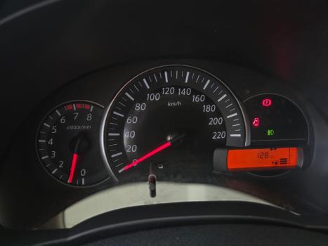 NISSAN March 1.0 16V 4P SV FLEX, Foto 4