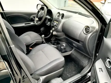 NISSAN March 1.6 16V 4P SV FLEX, Foto 9