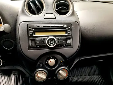 NISSAN March 1.6 16V 4P SV FLEX, Foto 12