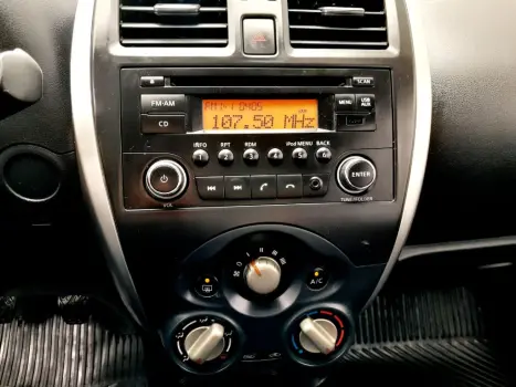 NISSAN March 1.6 16V 4P SV FLEX, Foto 17