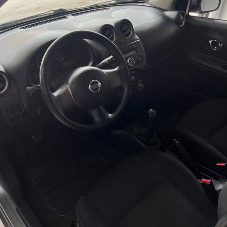 NISSAN March 1.6 16V 4P SV FLEX, Foto 4