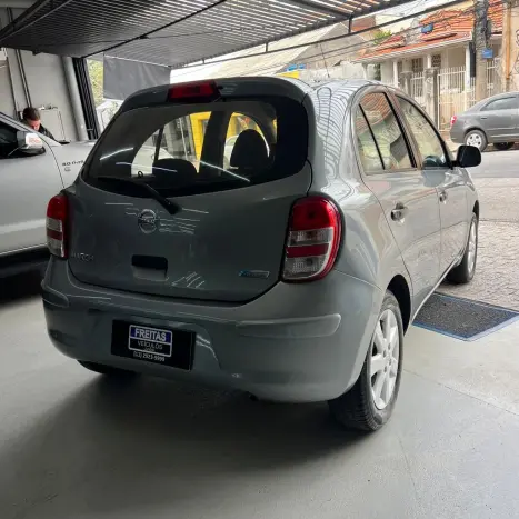 NISSAN March 1.6 16V 4P SV FLEX, Foto 10