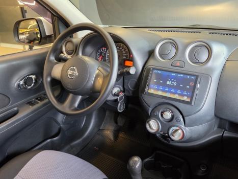 NISSAN March 1.6 16V 4P S FLEX, Foto 17