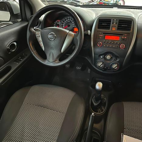NISSAN March 1.6 16V 4P SV FLEX, Foto 5