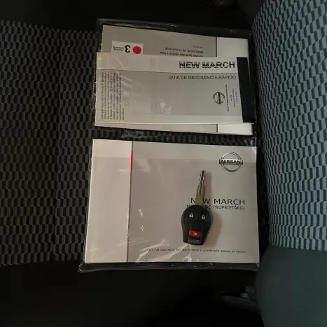 NISSAN March 1.6 16V 4P SV FLEX, Foto 10