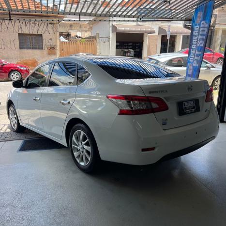 NISSAN Sentra 2.0 16V 4P SV FLEX AUTOM�TICO CVT, Foto 11