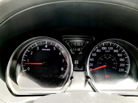 NISSAN Versa Sedan 1.6 16V 4P FLEX SV, Foto 15