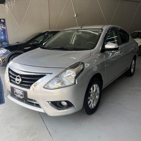 NISSAN Versa Sedan 1.6 16V 4P FLEX SV, Foto 1