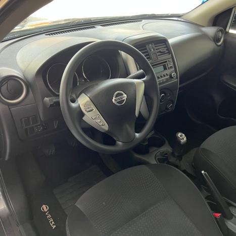 NISSAN Versa Sedan 1.6 16V 4P FLEX SV, Foto 4