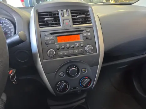 NISSAN Versa Sedan 1.6 16V 4P SV FLEX XTRONIC AUTOM�TICO CVT, Foto 8
