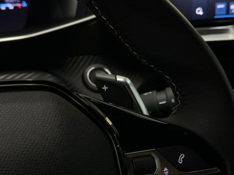 PEUGEOT 2008 1.0 12V 4P FLEX TURBO 200 GT AUTOMÁTICO CVT, Foto 15
