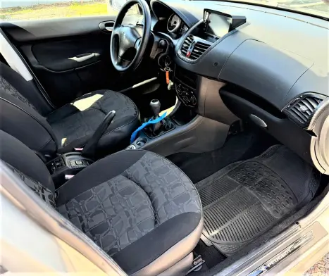 PEUGEOT 207 Hatch 1.4 4P XR FLEX, Foto 11