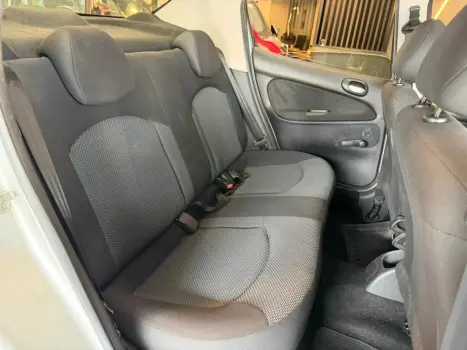 PEUGEOT 207 Hatch 1.4 4P XR PASSION FLEX, Foto 16