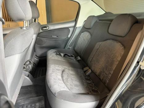 PEUGEOT 207 Sedan 1.4 4P PASSION XR FLEX, Foto 11