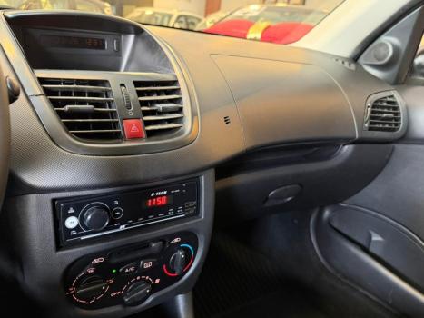 PEUGEOT 207 Sedan 1.4 4P PASSION XR FLEX, Foto 16
