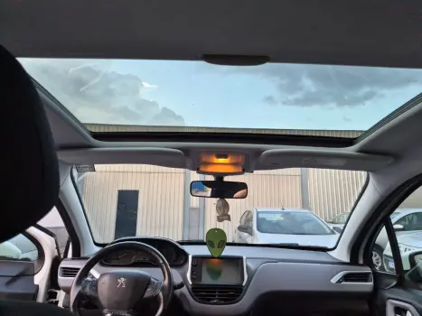 PEUGEOT 208 1.2 12V 4P ALLURE FLEX, Foto 9