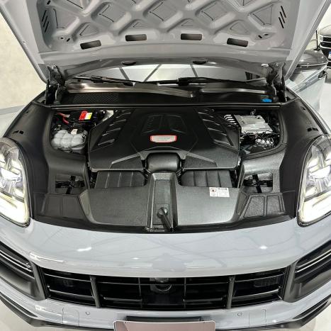 PORSCHE Cayenne 4.0 V8 32V 4P GT COUP� S AWD TURBO TIPTRONIC AUTOM�TICO, Foto 44