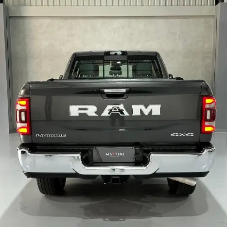 RAM 3500 6.7 I6 LARAMIE CABINE DUPLA TURBO DIESEL AUTOM�TICO, Foto 5