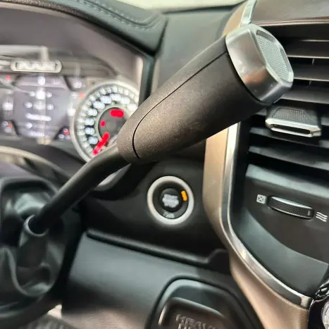 RAM 3500 6.7 I6 LARAMIE CABINE DUPLA TURBO DIESEL AUTOM�TICO, Foto 17