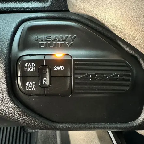 RAM 3500 6.7 I6 LARAMIE CABINE DUPLA TURBO DIESEL AUTOM�TICO, Foto 25