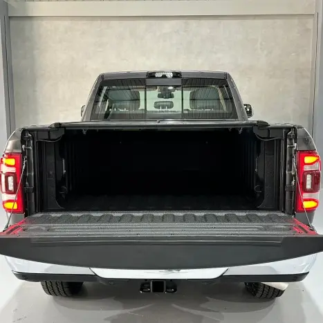 RAM 3500 6.7 I6 LARAMIE CABINE DUPLA TURBO DIESEL AUTOM�TICO, Foto 36