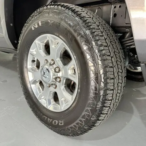 RAM 3500 6.7 I6 LARAMIE CABINE DUPLA TURBO DIESEL AUTOM�TICO, Foto 44