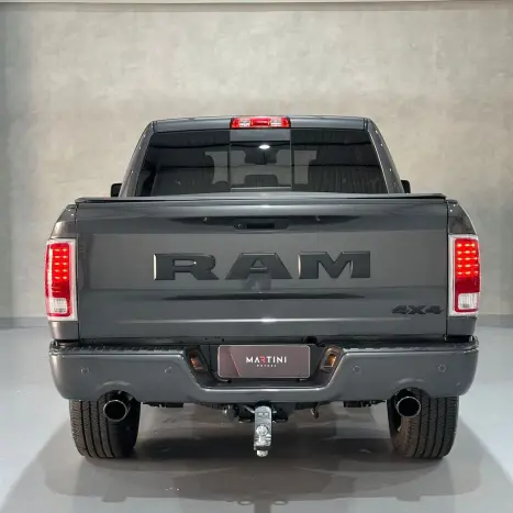 RAM Classic 5.7 V8 32V 4P HEMI LARAMIE AUTOMTICO, Foto 5