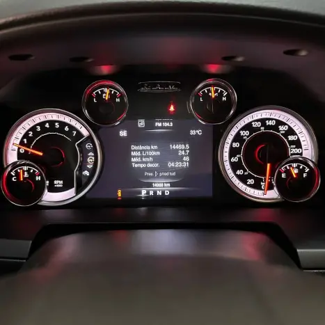 RAM Classic 5.7 V8 32V 4P HEMI LARAMIE AUTOMTICO, Foto 11